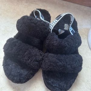 UGG Black Fluffy Sandals Open Toe